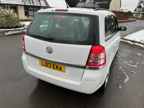 Vauxhall ZAFIRA image 4