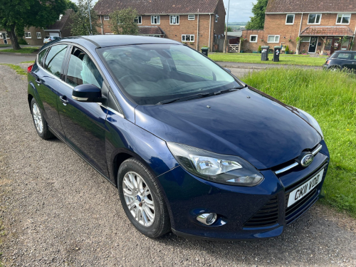 Ford FOCUS TITANIUM
