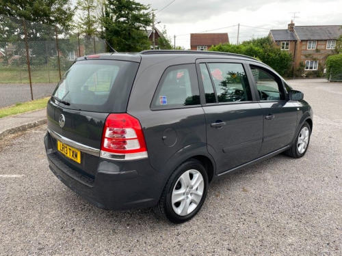 Vauxhall ZAFIRA image 5