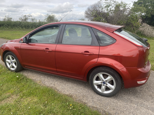 Ford Focus image 8