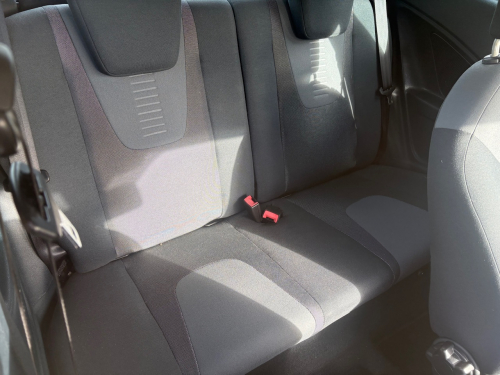 Ford Ka image 13