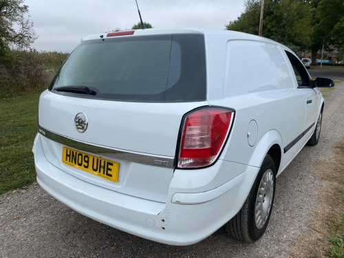 Vauxhall ASTRA image 5