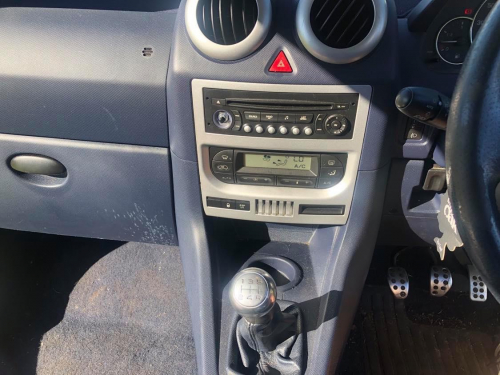 Peugeot 1007 image 21
