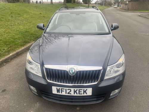 Skoda Octavia 2.0 TDI CR Lauren+ Klement 5dr DSG image 11