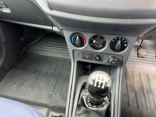 Ford TRANSIT CONNECT image 18