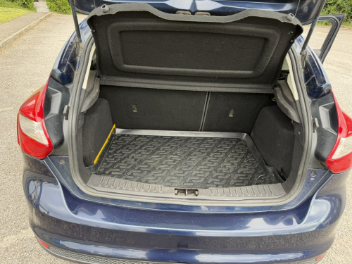 Ford FOCUS image 12