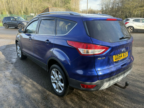 Ford Kuga image 6