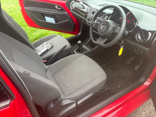Volkswagen Up image 13