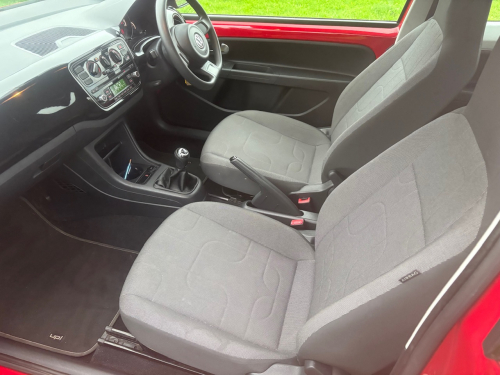 Volkswagen Up image 11