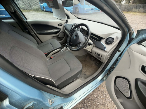 Renault zoe image 10