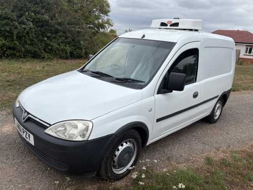 Vauxhall Combo image 9