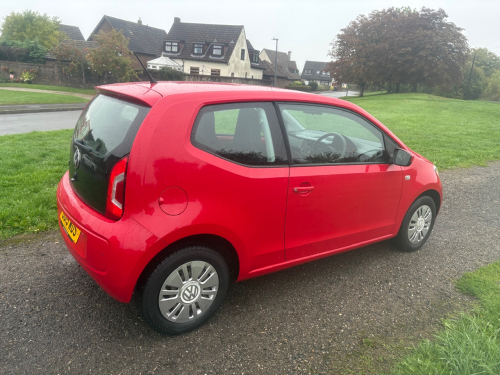 Volkswagen Up image 5