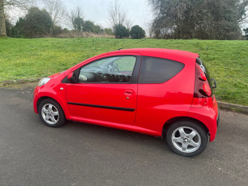 Peugeot 107 image 6