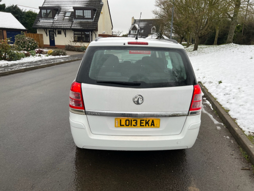 Vauxhall ZAFIRA image 5