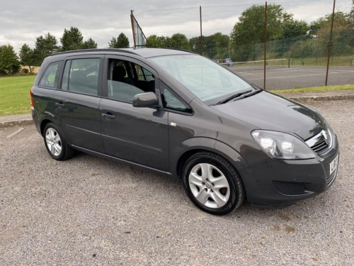 Vauxhall ZAFIRA image 2