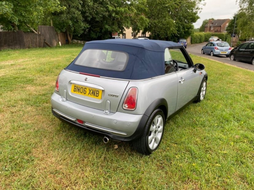 Mini Cooper image 8