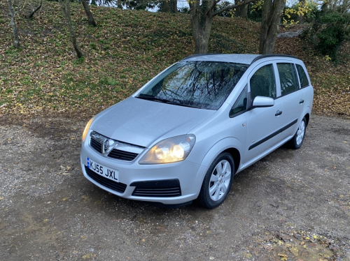 Vauxhall ZAFIRA image 9