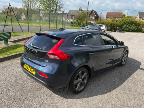 Volvo V40 image 4