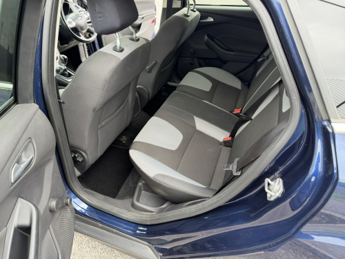 Ford FOCUS image 14