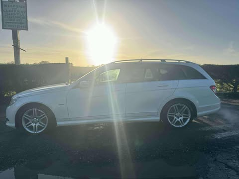 Mercedes - Benz C CLASS C250 CGI image 7