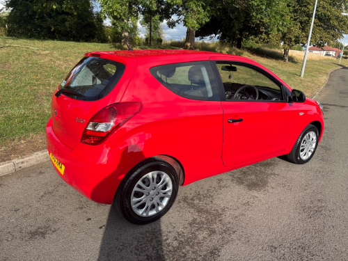 Hyundai I20 image 2