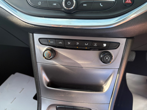 Vauxhall ASTRA image 16
