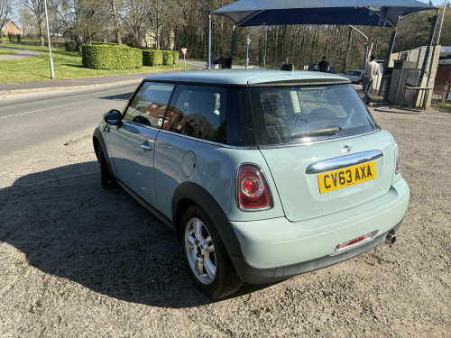 Mini One image 6