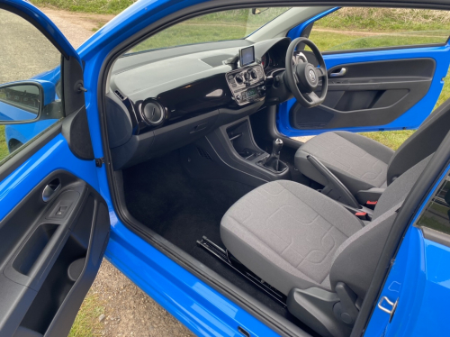 VW UP image 16