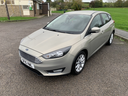 Ford Focus Titanium image 9