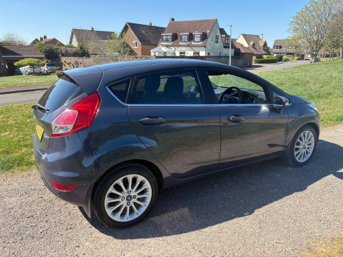 Ford FIESTA image 4