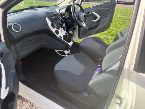 Ford Ka image 15