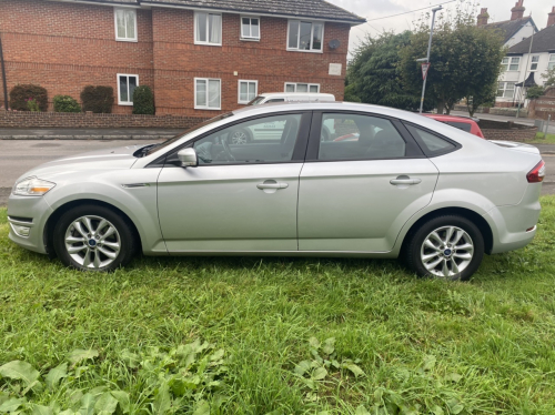 Ford MONDEO image 8