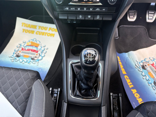 Skoda RAPID SPACEBACK image 17