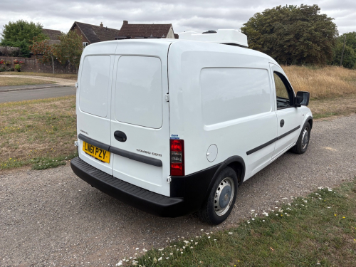 Vauxhall Combo image 4