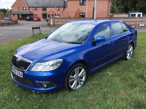 Skoda Octavia image 2