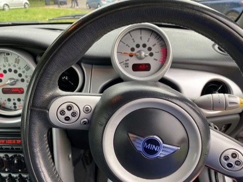 Mini Cooper image 18