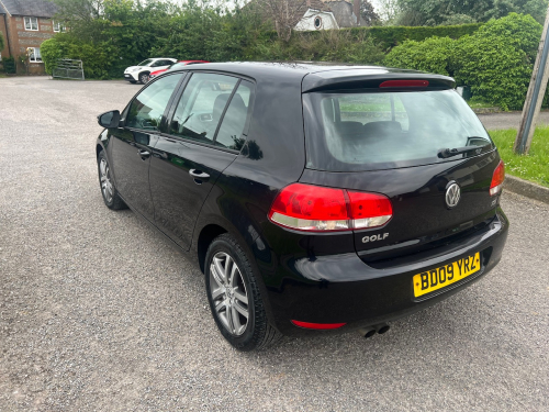 Volkswagen GOLF image 5