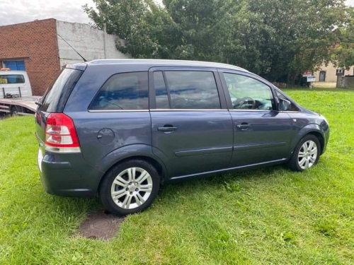 Vauxhall Zafira image 3