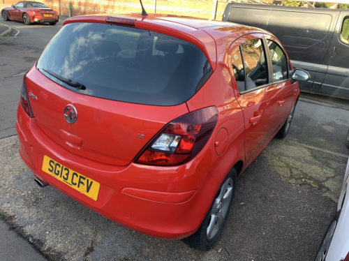 Vauxhall Corsa sxi image 3