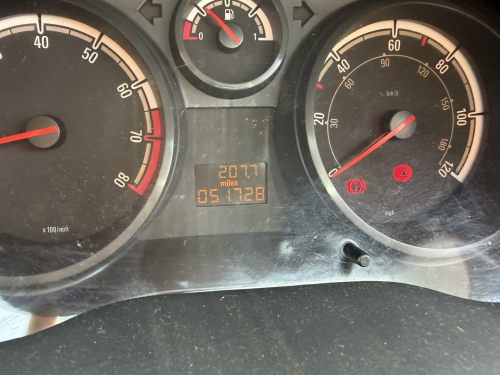 Vauxhall CORSA image 16