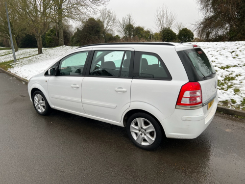 Vauxhall ZAFIRA image 7