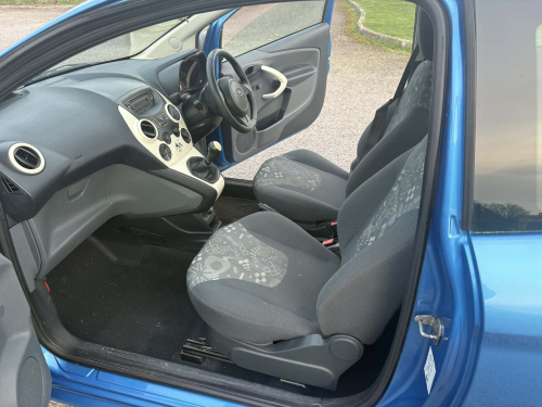 Ford Ka image 11