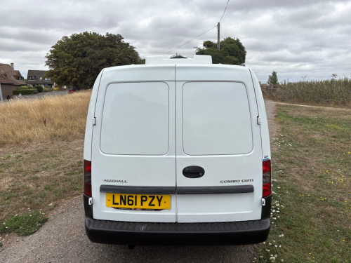 Vauxhall Combo image 5