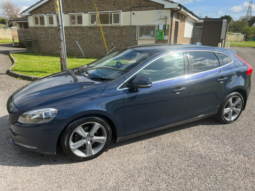 Volvo V40 image 7