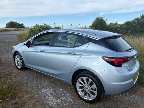 Vauxhall ASTRA image 5